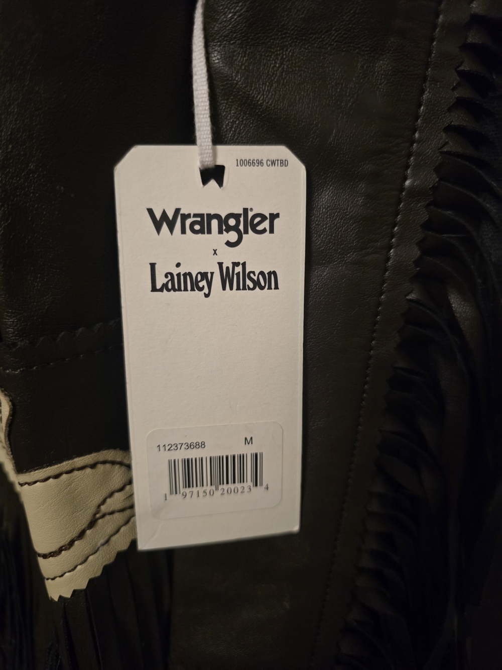RARE NWT Wrangler Lainey Wilson Dark Brown Leather Fringe Jacket with Cream Yoke - Picture 4 of 7